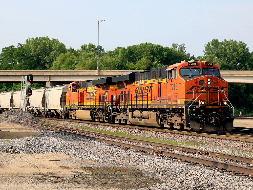 BNSF 7216